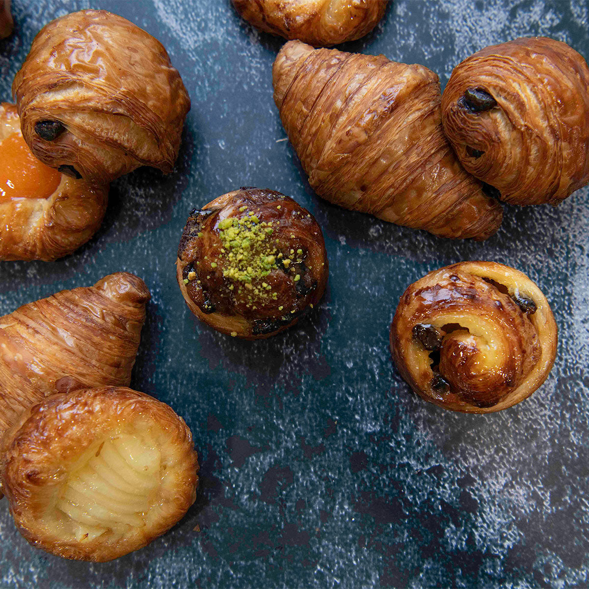 Mini Pastries – La Renaissance Patisserie